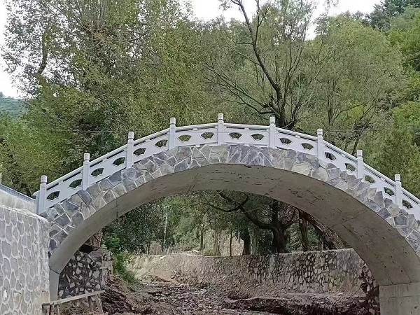 衢州市大连石栏杆厂家怎么选 案例五